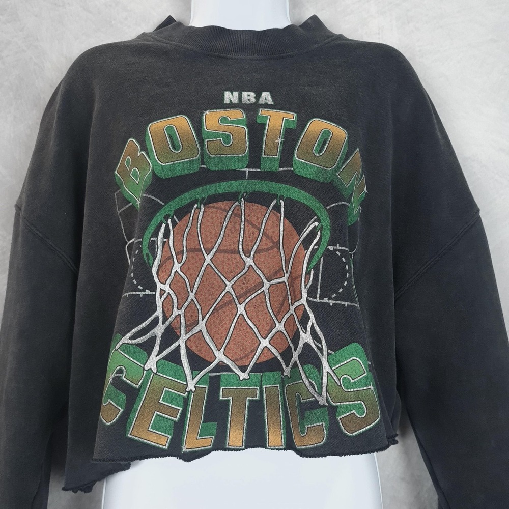 Abercrombie Boston Celtics Sweatshirt Womens Medium Black Cropped Oversized - Picture 2 of 16